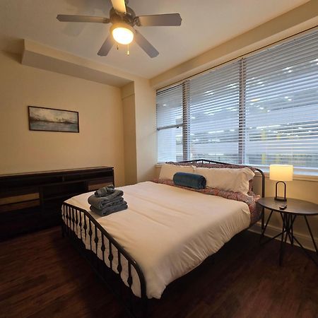Amazing Condos Beautiful View 2 Blocks To French Quarter, Small Rooftop Pool, Gym, Seanger Theater, Super Dome, And Bourbon St New Orleans Phòng bức ảnh