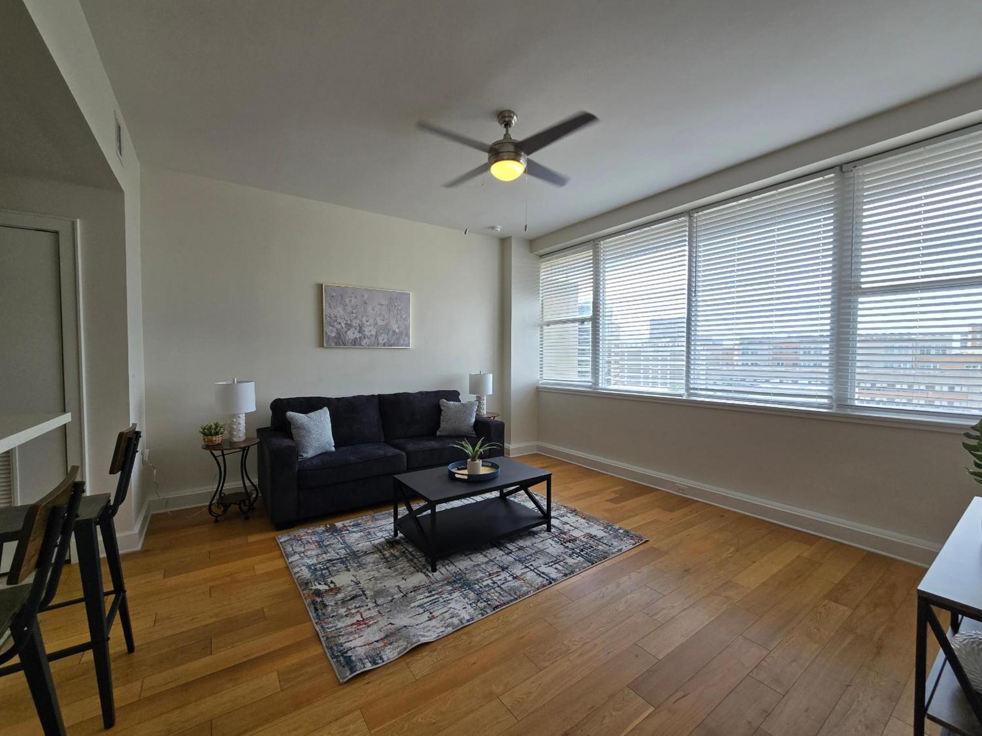 Amazing Condos Beautiful View 2 Blocks To French Quarter, Small Rooftop Pool, Gym, Seanger Theater, Super Dome, And Bourbon St New Orleans Phòng bức ảnh