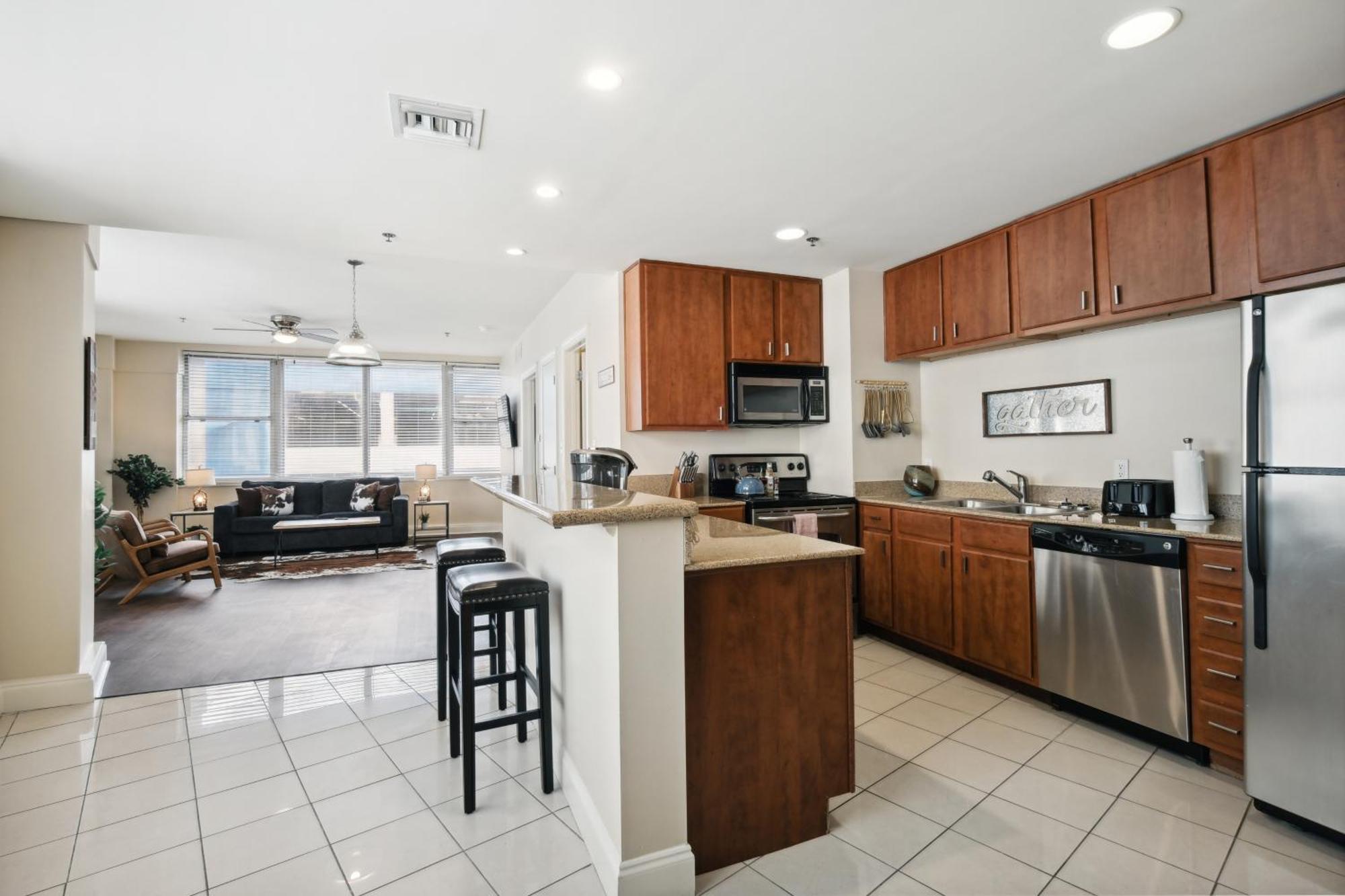 Amazing Condos Beautiful View 2 Blocks To French Quarter, Small Rooftop Pool, Gym, Seanger Theater, Super Dome, And Bourbon St New Orleans Phòng bức ảnh