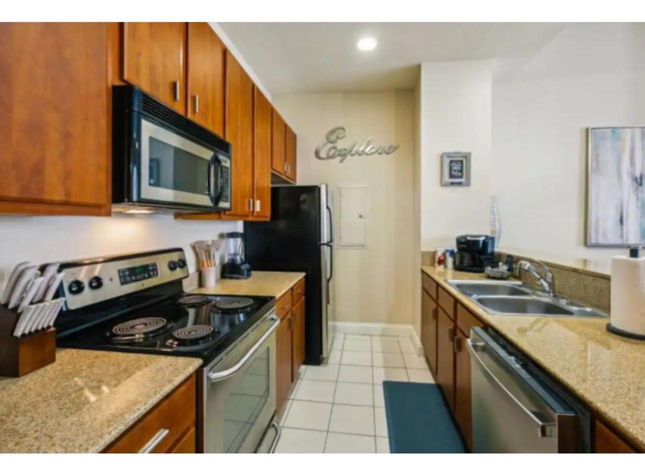 Amazing Condos Beautiful View 2 Blocks To French Quarter, Small Rooftop Pool, Gym, Seanger Theater, Super Dome, And Bourbon St New Orleans Phòng bức ảnh