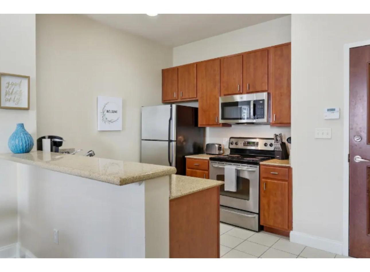 Amazing Condos Beautiful View 2 Blocks To French Quarter, Small Rooftop Pool, Gym, Seanger Theater, Super Dome, And Bourbon St New Orleans Phòng bức ảnh