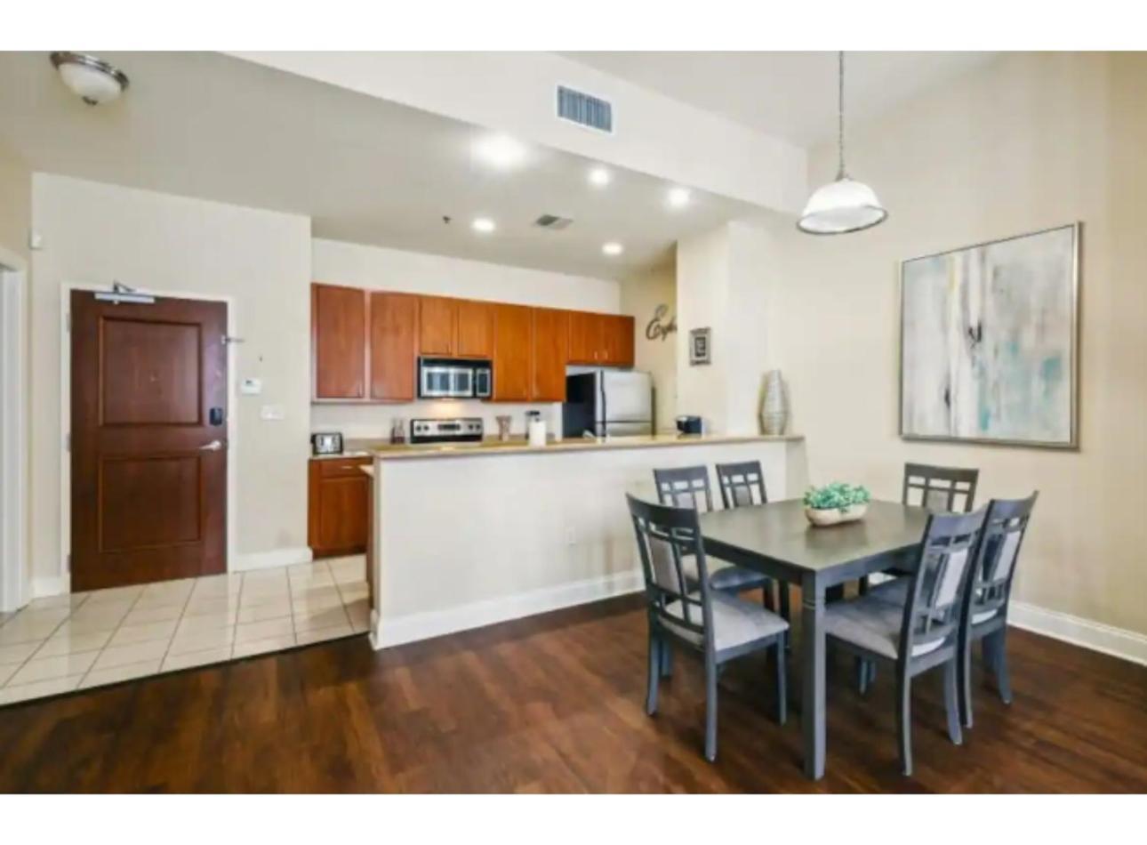 Amazing Condos Beautiful View 2 Blocks To French Quarter, Small Rooftop Pool, Gym, Seanger Theater, Super Dome, And Bourbon St New Orleans Phòng bức ảnh