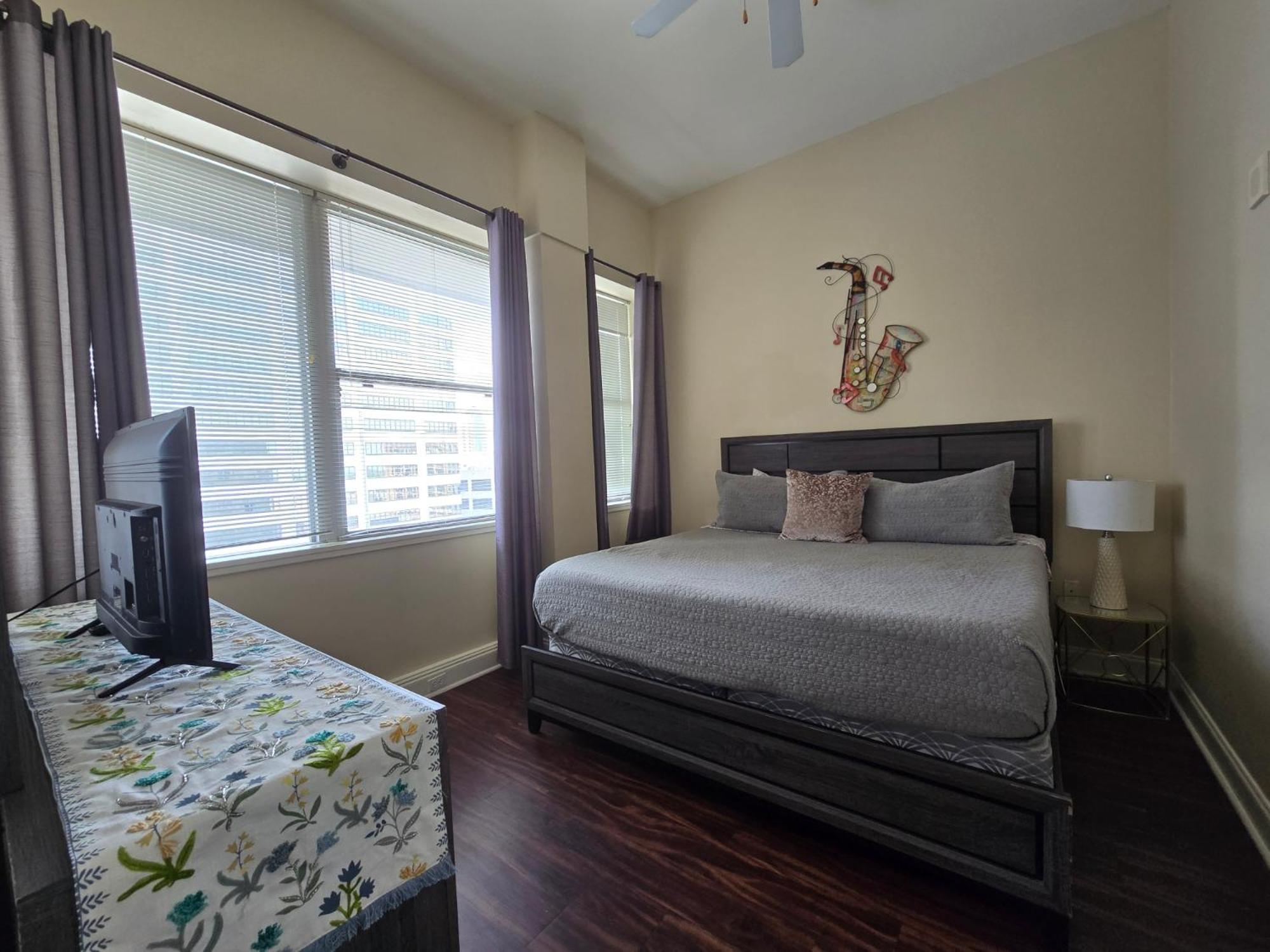 Amazing Condos Beautiful View 2 Blocks To French Quarter, Small Rooftop Pool, Gym, Seanger Theater, Super Dome, And Bourbon St New Orleans Phòng bức ảnh