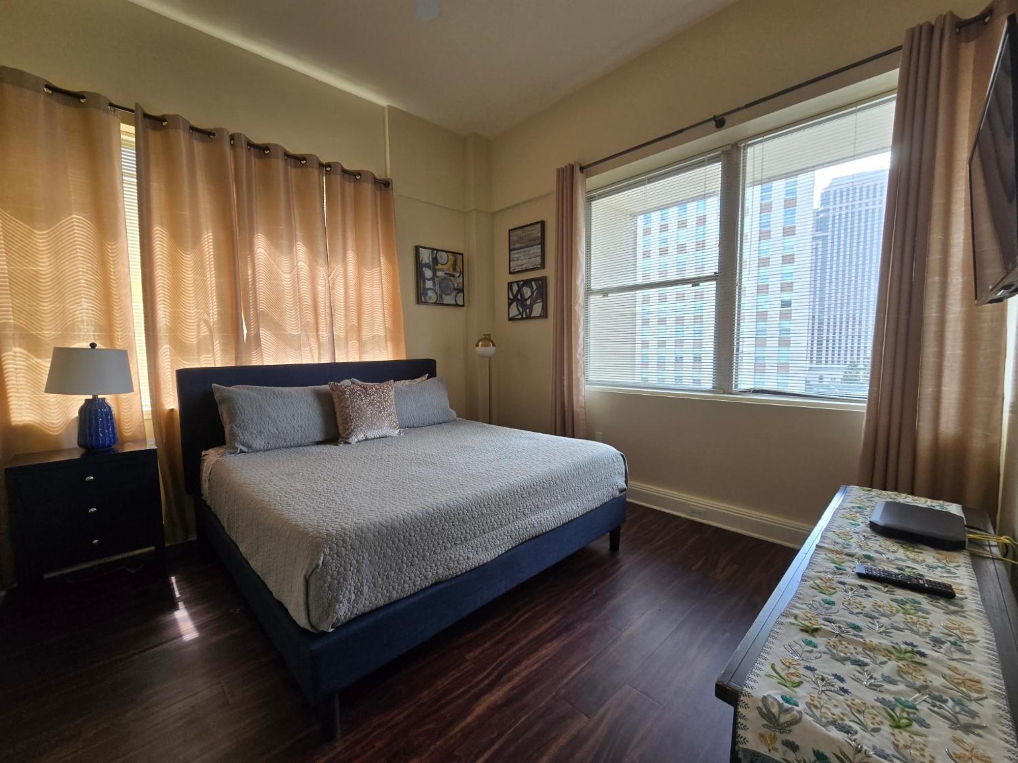 Amazing Condos Beautiful View 2 Blocks To French Quarter, Small Rooftop Pool, Gym, Seanger Theater, Super Dome, And Bourbon St New Orleans Phòng bức ảnh