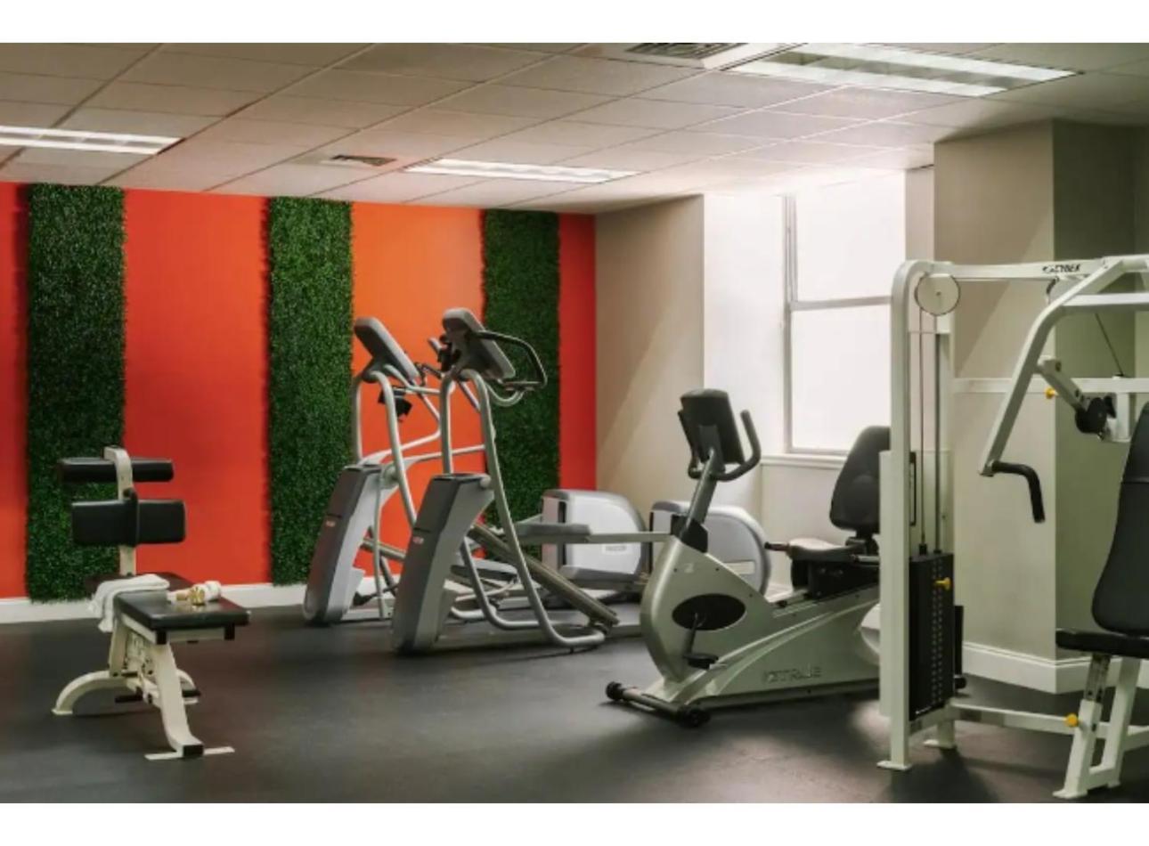 Amazing Condos Beautiful View 2 Blocks To French Quarter, Small Rooftop Pool, Gym, Seanger Theater, Super Dome, And Bourbon St New Orleans Ngoại thất bức ảnh